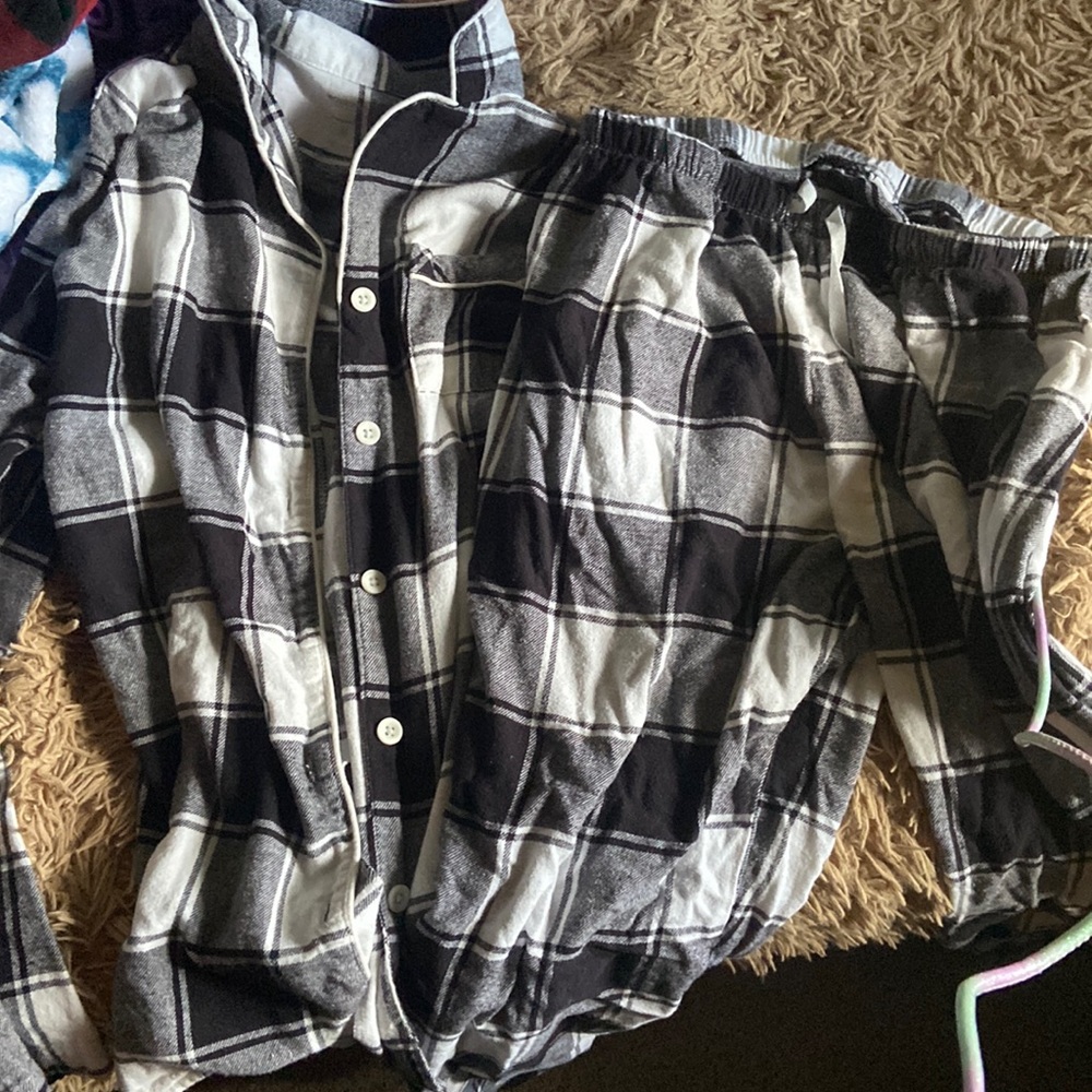 black and white pajama set